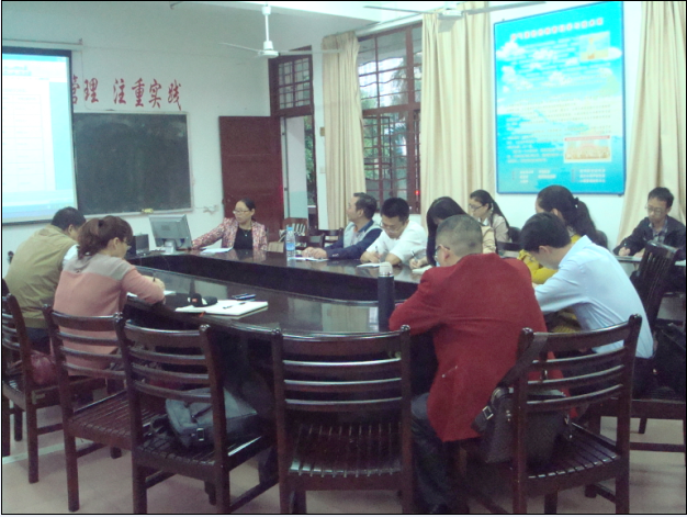 中国教育科学研究院王晓霞博士应邀来到我校讲学