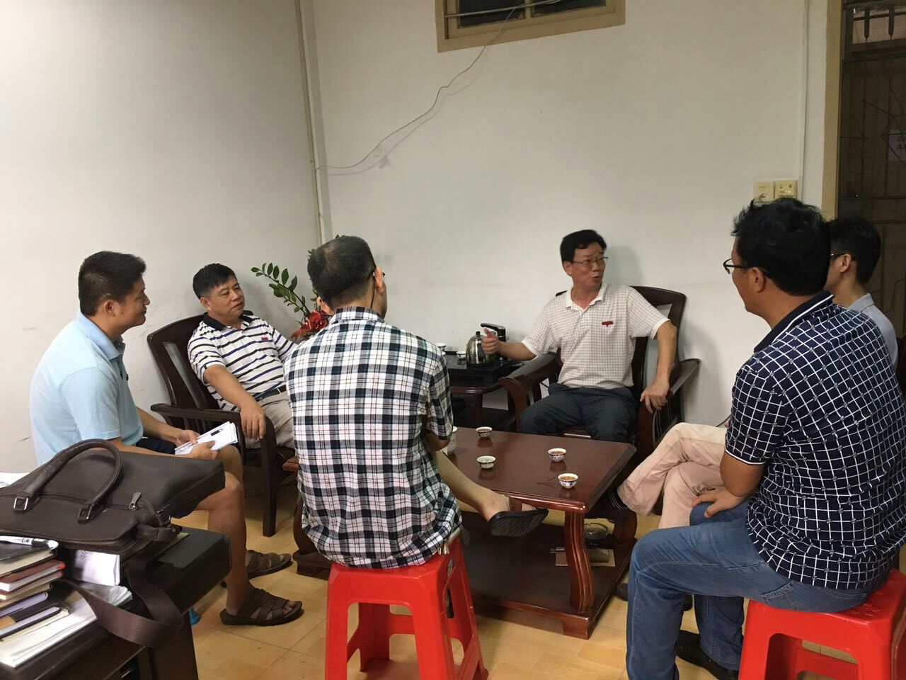 李进金校长到教育科学学院指导心理学学科建设工作