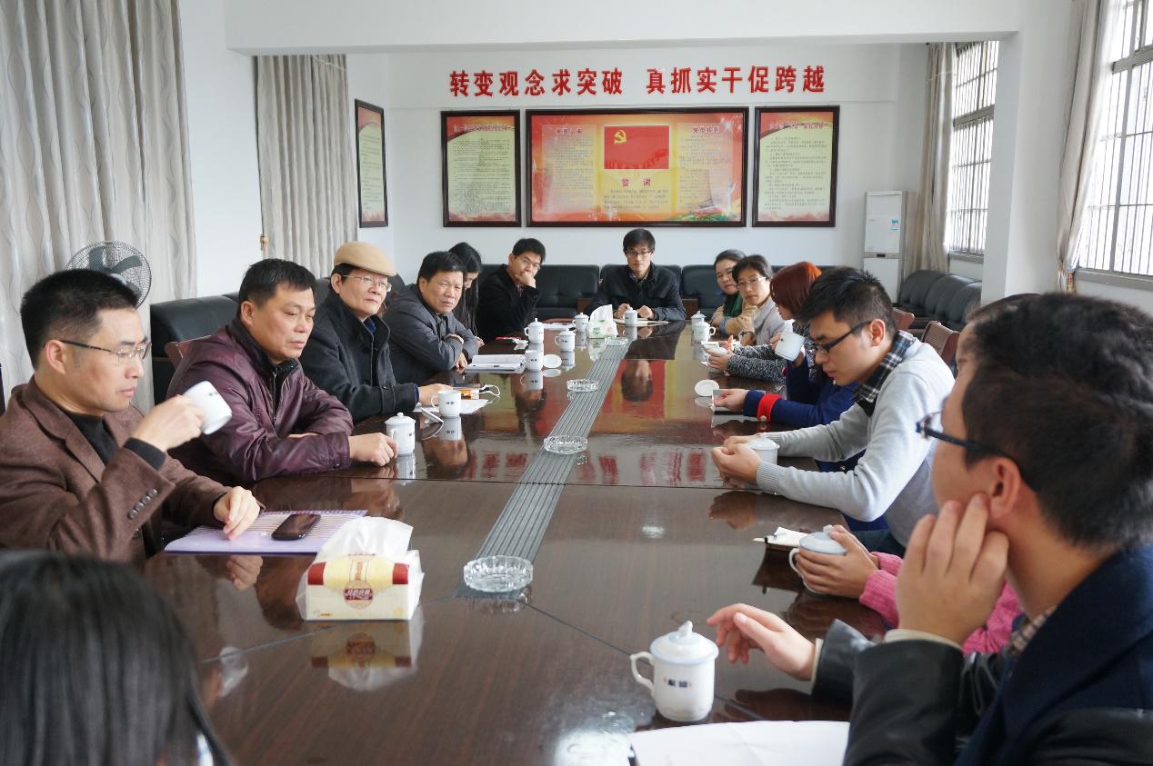 教育科学学院走访东山县心理学硕士工作站并看望实习生